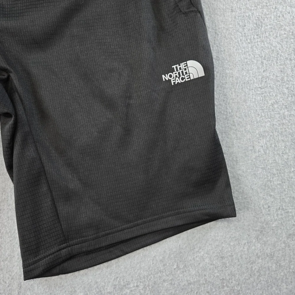 The North Face Shorts Mens‎ L Black Fleece Polyester Elastic Waist 10in